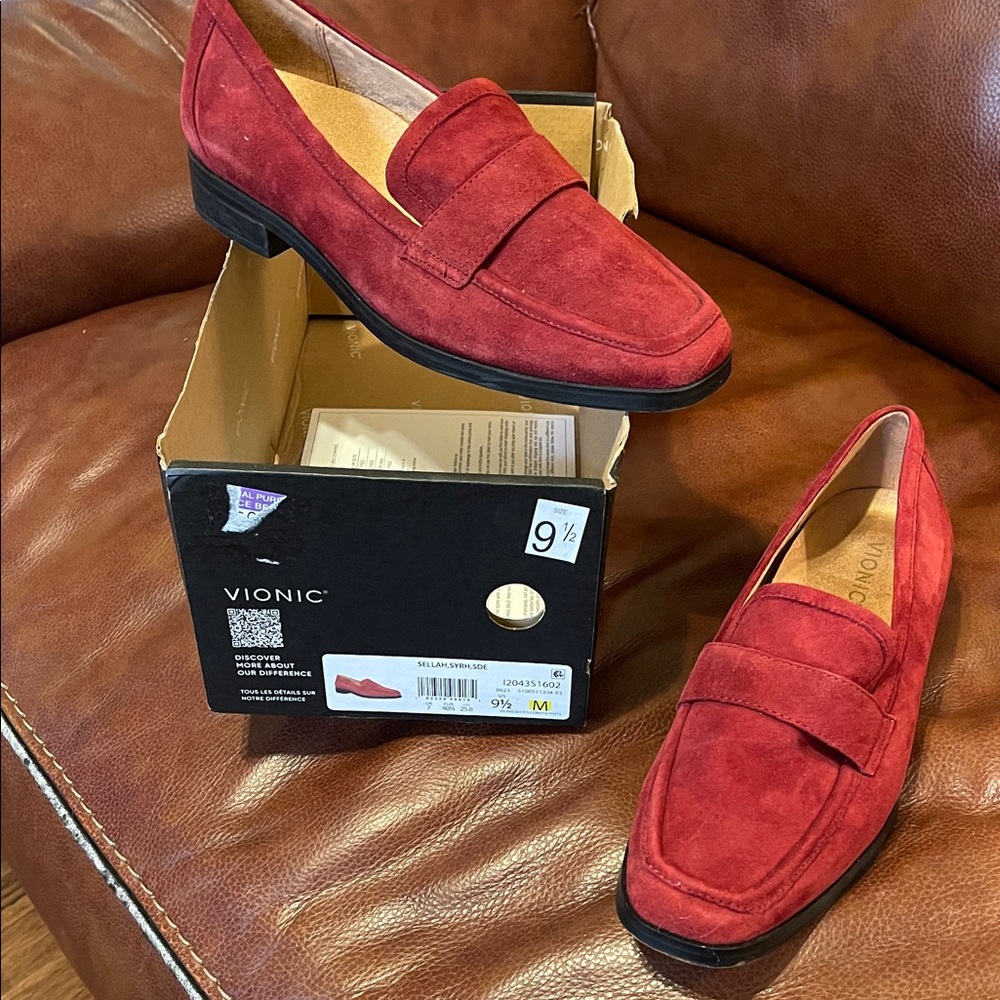 Vionic Women's Red Suede Loafers